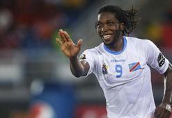 Bursaspor'un Mbokani ısrarı