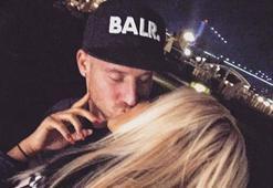 Miroslav Stoch'un sevgilisi Pauli Bedzetiova tribünlerdeydi