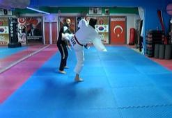 Kolları olmadan taekwondo şampiyonu oldu!