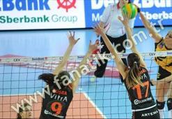 Eczacıbaşı VitrA 2-3 VakıfBank