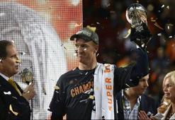 Super Bowl'un 50. şampiyonu Denver Broncos oldu!