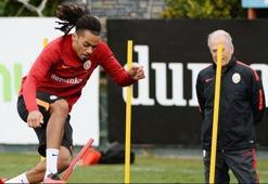 Denayer ve Podolski yedeklerde