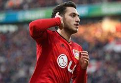 Çalhanoğlu, Guardian'ın 'En'ler listesinde!