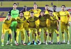 Menemenspor, beraberlikte lig lideri!