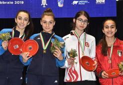 İtalya'da bir bronz da Alisa İsbir'den