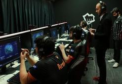 HWA Gaming takım koçu Ahmet 'Purple' Önal: Ben oyunda sinirlenmem!