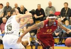 Szolnoki Olaj: 54 - Galatasaray Odeabank: 74