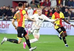 Galatasaray'da Victor Nelsson'un ilk golü, Mostafa Mohamed'in ilk asisti... İşte o anlar!