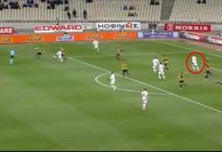 Berbatov'un 14 yıllık kariyerinde bir ilk!