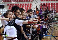 Okçuluk Salon Türkiye Şampiyonası Eskişehir'de başladı