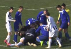 Hırvat futbolcu maç sırasında hayatını kaybetti
