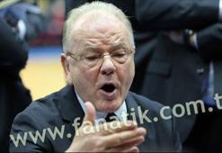 Ivkovic'ten savunmaya övgü