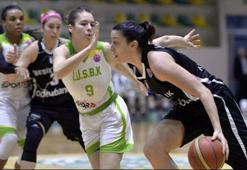 İstanbul Üniversitesi 80-70 Beşiktaş