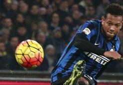 Guarin için ısrar yok