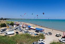 Yumurtalık Kiteboard Festivali nefes kesti