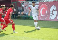 Elazığspor'da Selim Enes Özeren, sezonu kapattı