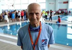 74 yıldır yüzüyor!