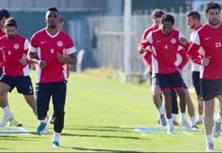 Antalyasporlu 8 futbolcuya transfer teklifi