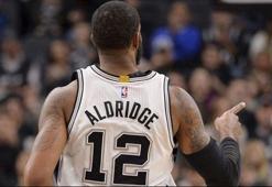 Spurs evinde 19'da 19 yaptı