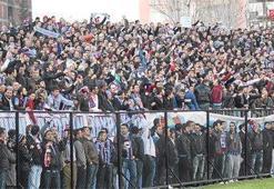 Izmir'in rengi Bordo-Mavi...