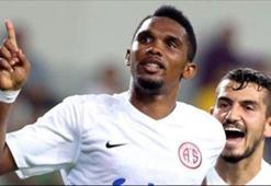 Eto'o 'dan hat-trick!