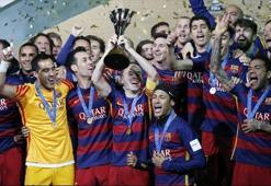 DÜNYANIN EN BÜYÜĞÜ! Barcelona kupayı kazandı