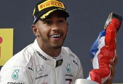Fransa'da zafer Hamilton'ın