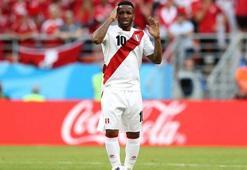 Büyük şok! Jefferson Farfan hastaneye kaldırıldı!