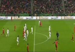 Xabi Alonso'dan akılara zarar gol!