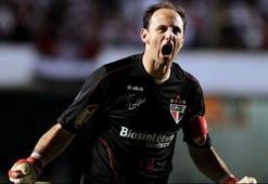 Rogerio Ceni futbola veda etti