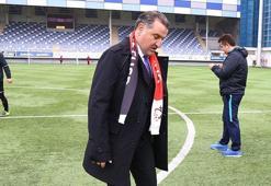 Bakan Bak, down sendromlu futbolcularla maç yapacak