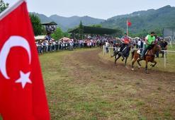 Ordu'da rahvan at yarışları renkli görüntülere sahne oldu