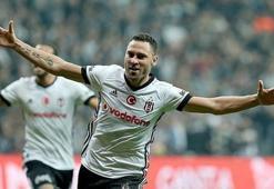Sırbistan'ın muhtemel 11'i ( Tosic ilk 11'de mi?))