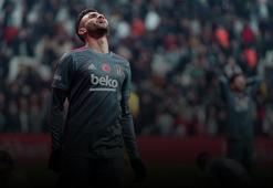 Flaş Rachid Ghezzal açıklaması: Yürüyerek oynuyor!