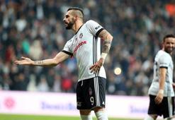 Beşiktaş'ta Alvaro Negredo zorluk çıkarmayacak