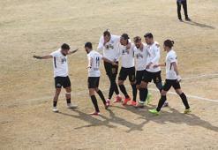 Lider Bayburt Fatsa'yı 3 golle geçti