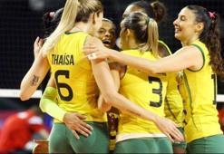 Voleybolcudan akıllara zarar savunma