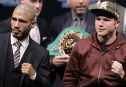 Canelo - Cotto ringe çıkıyor! FANATİK de orada...