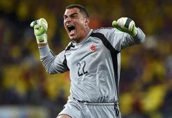 Dünya kupalarının en yaşlı futbolcusu Mondragon