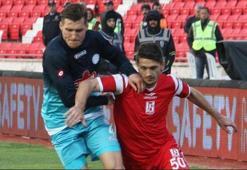 Balıkesirspor'da 2 kadro dışı