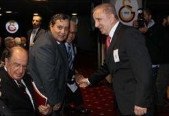 Aysal'a büyük destek var