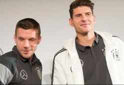 DETAY! Mario Gomez ve Lukas Podolski statta uyudu