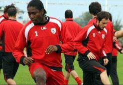 Samsunspor, yabancı futbolculara borçlarını ödüyor