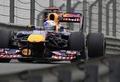 Vettel yine ilk sırada