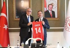 Bakan Kasapoğlu, TVF Başkanı Üstündağ ve yönetim kurulu üyelerini kabul etti