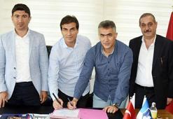 Erzurumspor, Mehmet Altıparmak'la sözleşme yeniledi