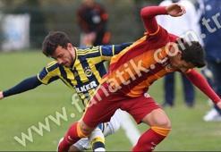 İlk derbiyi Fenerbahçe kazandı