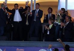 Fenerbahçe Doğuş - TOFAŞ maçında Ali Koç coşkusu