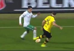 Dortmund'lu yıldıza 10 saniyede 3 kez bacak arası attı!