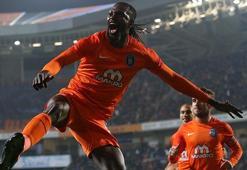 Fenerbahçe'den Adebayor'a 1.5 yıllık sözleşme!